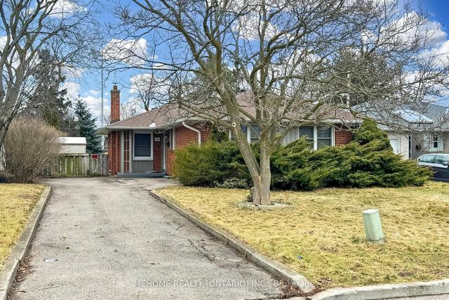 94 Wigmore Dr, House detached with 3 bedrooms, 2 bathrooms and 4 parking in Toronto ON | Image 12