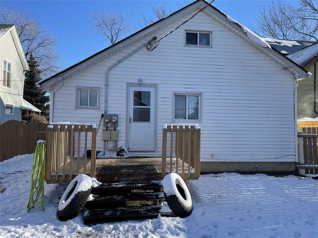 329 Parent Ave, House detached with 3 bedrooms, 2 bathrooms and 3 parking in Windsor ON | Image 10