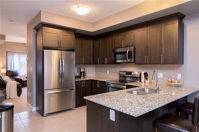 4148 Galileo Common, House attached with 2 bedrooms, 3 bathrooms and 1 parking in Burlington ON | Image 2