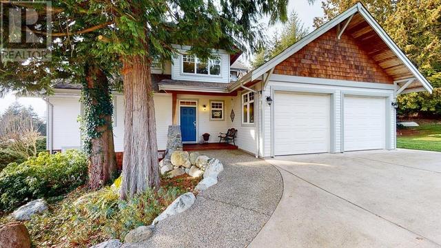 1500 Vernon Drive, House detached with 3 bedrooms, 3 bathrooms and 7 parking in Sunshine Coast E BC | Image 1