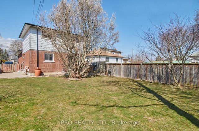 427 Adelaide Ave W, House other with 2 bedrooms, 2 bathrooms and 3 parking in Oshawa ON | Image 26