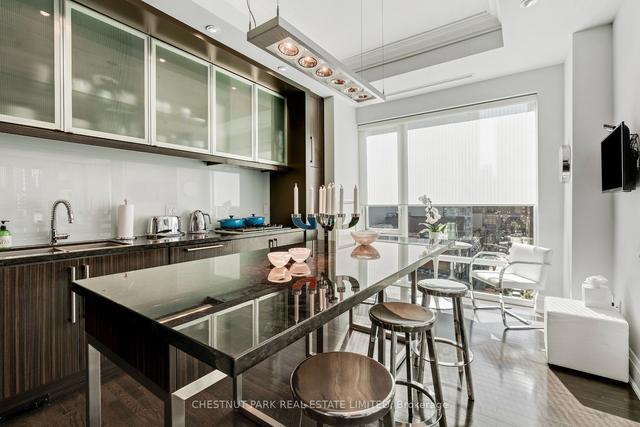 606 - 80 Yorkville Ave, Condo with 2 bedrooms, 3 bathrooms and 2 parking in Toronto ON | Image 24