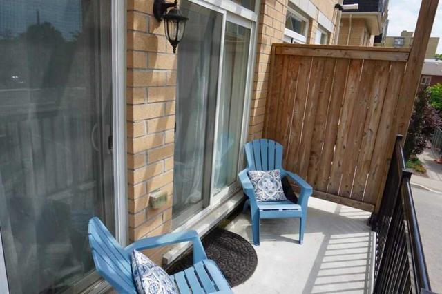 130 - 390 Hopewell Ave, Townhouse with 1 bedrooms, 2 bathrooms and 1 parking in Toronto ON | Image 4