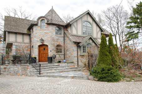 8 Thorndale Ave, House detached with 4 bedrooms, 4 bathrooms and 2 parking in Toronto ON | Image 1