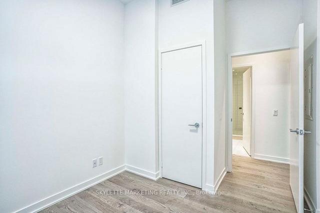 203 - 22 Lombard St, Condo with 2 bedrooms, 2 bathrooms and 1 parking in Toronto ON | Image 10