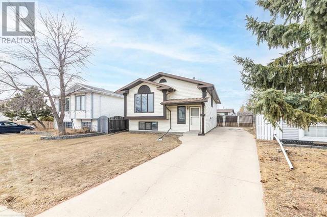 2804 57a Avenue, House detached with 4 bedrooms, 2 bathrooms and 2 parking in Lloydminster (Part) AB | Image 24