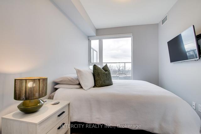 710 - 835 St. Clair Ave W, Condo with 2 bedrooms, 2 bathrooms and 1 parking in Toronto ON | Image 10