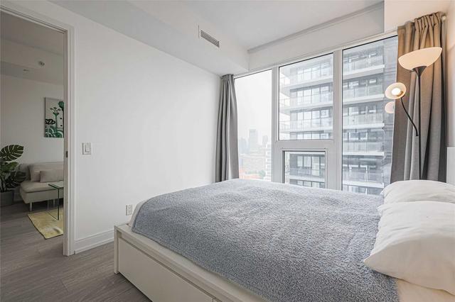 3812 - 181 Dundas St E, Condo with 1 bedrooms, 1 bathrooms and 0 parking in Toronto ON | Image 8