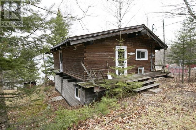 200 Kelly Creek Rd, House detached with 4 bedrooms, 0 bathrooms and null parking in Algoma, Unorganized, North Part ON | Image 2