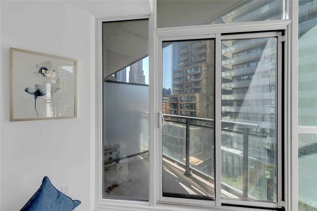 809 - 45 Charles St E, Condo with 1 bedrooms, 2 bathrooms and 0 parking in Toronto ON | Image 13