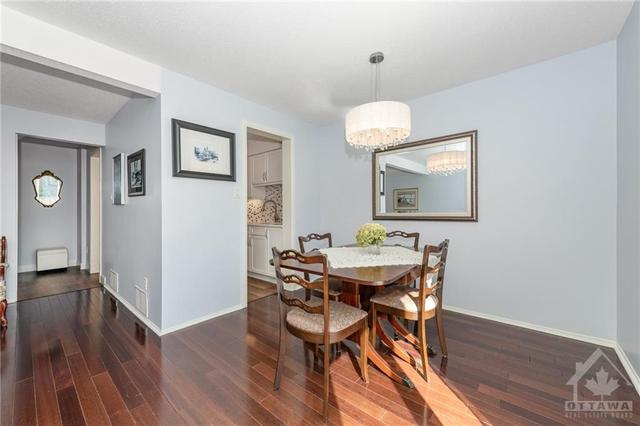 6400 Mary Jane Crescent, Townhouse with 2 bedrooms, 3 bathrooms and 2 parking in Ottawa ON | Image 9