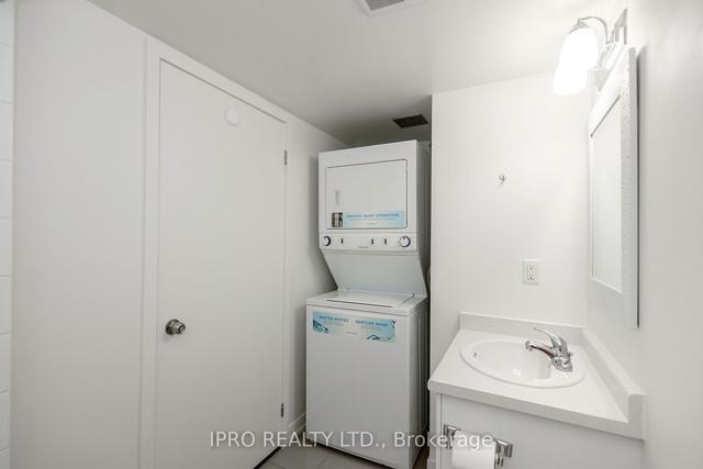 814 - 812 Lansdowne Ave, Condo with 1 bedrooms, 1 bathrooms and 0 parking in Toronto ON | Image 2