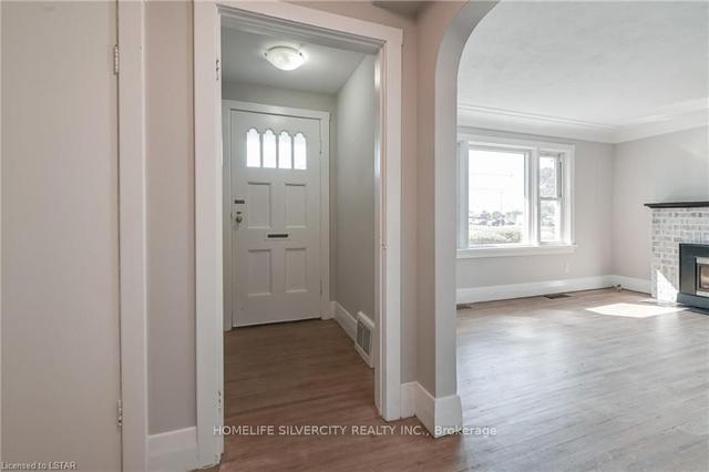 1172 Oxford St, House detached with 5 bedrooms, 4 bathrooms and 5 parking in London ON | Image 23