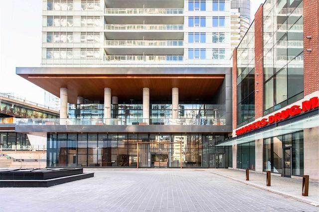 2201 - 17 Bathurst St, Condo with 1 bedrooms, 1 bathrooms and 2 parking in Toronto ON | Image 23