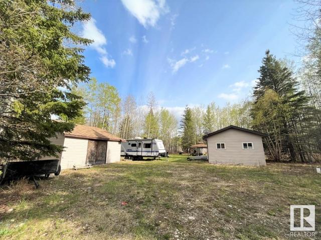 16 Lobstick Resort, House detached with 1 bedrooms, 1 bathrooms and null parking in Yellowhead County AB | Card Image
