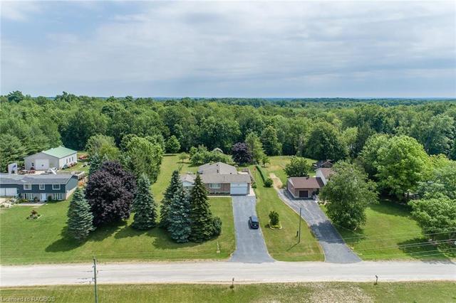 131 Country Lane, House detached with 4 bedrooms, 1 bathrooms and 9 parking in West Grey ON | Image 48