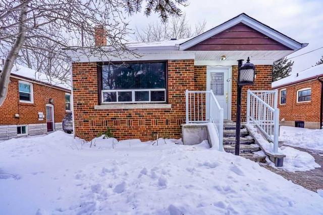 31 Foxridge Dr, House detached with 3 bedrooms, 2 bathrooms and 6 parking in Toronto ON | Image 1