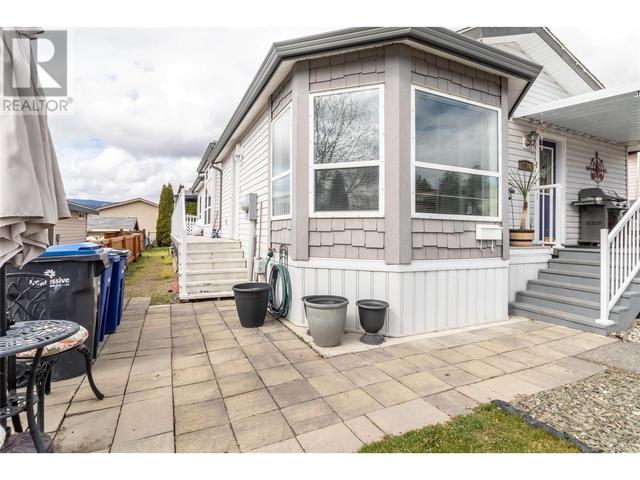 1028 - 2440 Old Okanagan Highway, House other with 3 bedrooms, 2 bathrooms and 2 parking in Tsinstikeptum  9 BC | Image 3