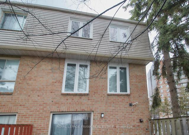 35 - 33 Dundalk Dr, Townhouse with 3 bedrooms, 3 bathrooms and 1 parking in Toronto ON | Image 17