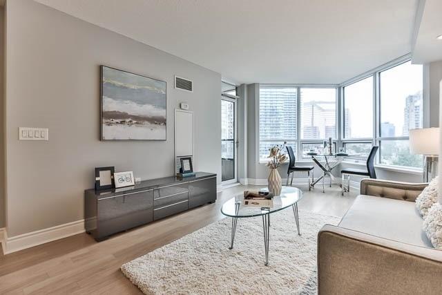 820 - 500 Doris Ave, Condo with 1 bedrooms, 1 bathrooms and 2 parking in Toronto ON | Image 9
