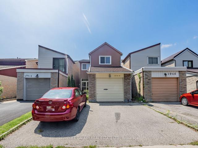 1944 Memory Lane, House detached with 3 bedrooms, 2 bathrooms and 3 parking in Pickering ON | Image 1