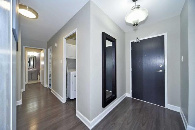 813 - 25 Four Winds Dr, Condo with 3 bedrooms, 2 bathrooms and 1 parking in Toronto ON | Image 20