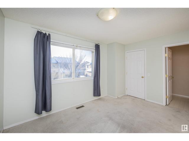 135 - 10909 106 St Nw Nw, House attached with 3 bedrooms, 1 bathrooms and 2 parking in Edmonton AB | Image 16