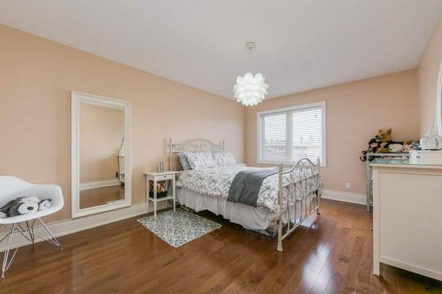 875 St Clarens Ave, House detached with 3 bedrooms, 5 bathrooms and 4 parking in Toronto ON | Image 28