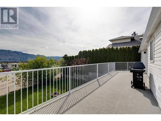2161 Shamrock Drive, House detached with 4 bedrooms, 2 bathrooms and 2 parking in West Kelowna BC | Image 26