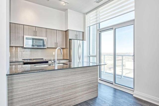 Ph04 - 55 Speers Rd, Condo with 2 bedrooms, 2 bathrooms and 2 parking in Oakville ON | Image 7