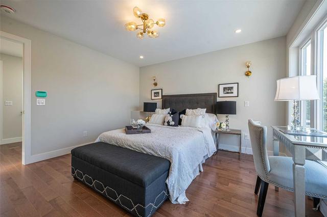 404 Delaware Ave, House detached with 4 bedrooms, 5 bathrooms and 2 parking in Toronto ON | Image 22