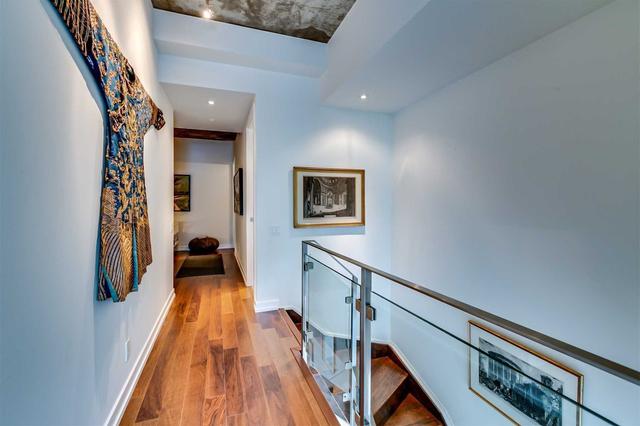 th 2 - 10 Morrison St, Townhouse with 2 bedrooms, 3 bathrooms and 1 parking in Toronto ON | Image 11