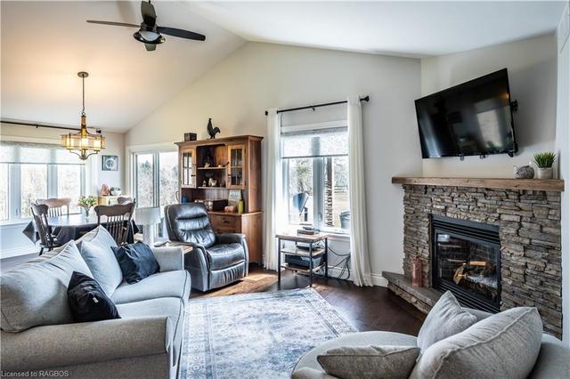 5083 Bruce Road 3, House detached with 4 bedrooms, 3 bathrooms and 6 parking in Saugeen Shores ON | Image 3
