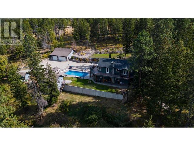 4444 June Springs Road, House detached with 5 bedrooms, 4 bathrooms and 12 parking in Central Okanagan BC | Image 1
