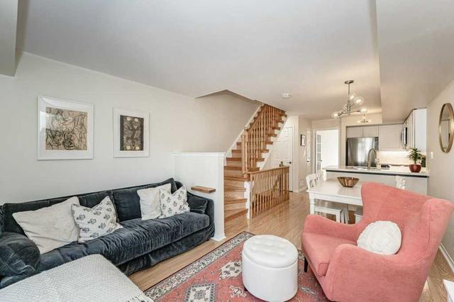 36 - 35 Foundry Ave, Townhouse with 3 bedrooms, 2 bathrooms and 2 parking in Toronto ON | Image 3