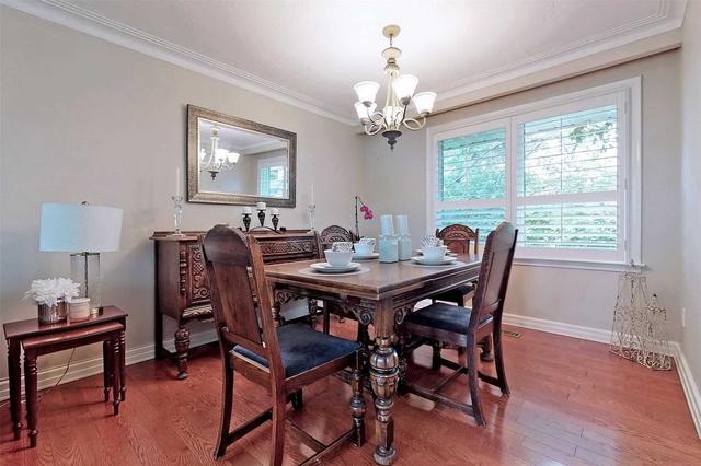 79 Regency Sq, House detached with 3 bedrooms, 2 bathrooms and 5 parking in Toronto ON | Image 28