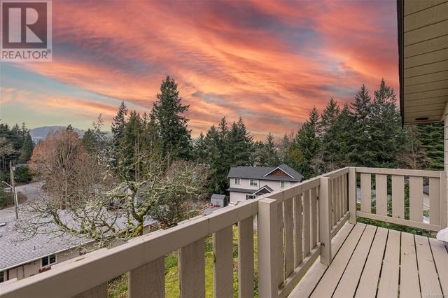 2520 Duncan Lane, House detached with 5 bedrooms, 5 bathrooms and 2 parking in Langford BC | Image 39