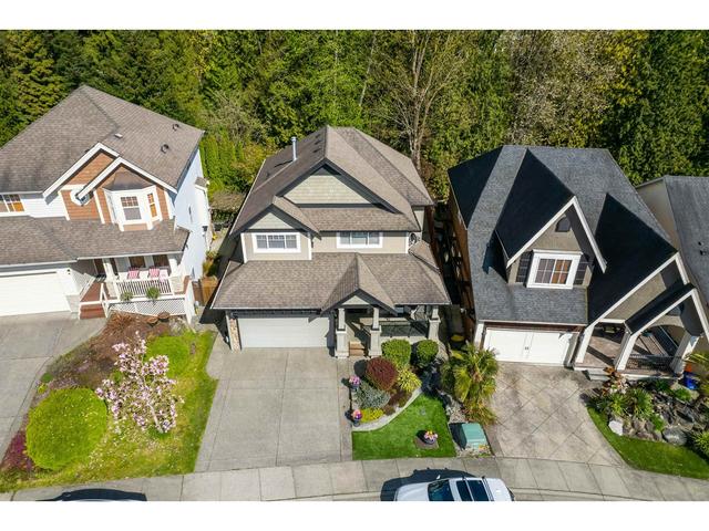 6862 199a Street, House detached with 5 bedrooms, 4 bathrooms and 4 parking in Langley BC | Card Image