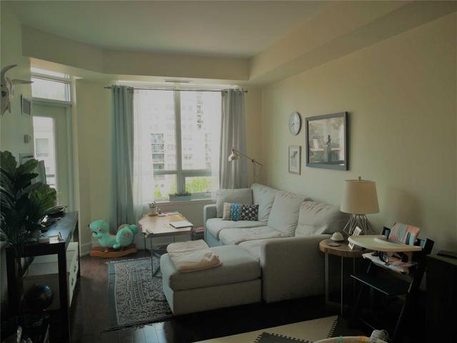 612 - 676 Sheppard Ave E, Condo with 1 bedrooms, 2 bathrooms and 1 parking in Toronto ON | Image 2