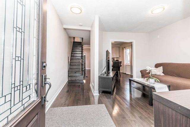 76 Kane Ave, House semidetached with 3 bedrooms, 2 bathrooms and 2 parking in Toronto ON | Image 37