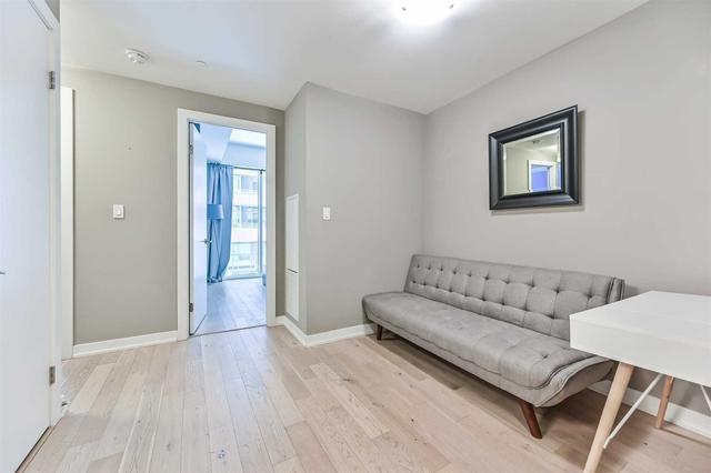 th1 - 20 Bruyeres Mews, Townhouse with 3 bedrooms, 3 bathrooms and 1 parking in Toronto ON | Image 2