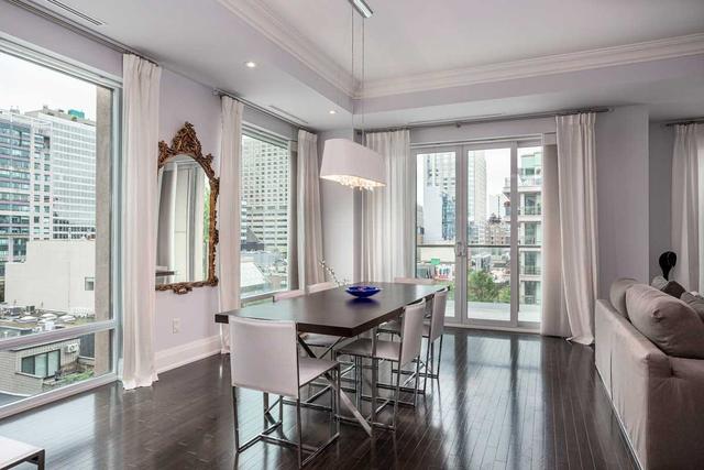 606 - 80 Yorkville Ave, Condo with 2 bedrooms, 3 bathrooms and 2 parking in Toronto ON | Image 3