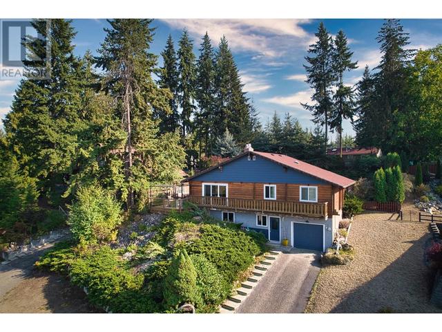 3420 1st Avenue Ne, House detached with 2 bedrooms, 2 bathrooms and 1 parking in Salmon Arm BC | Image 1