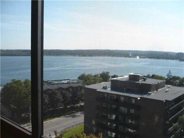 1002 - 181 Collier St, Condo with 3 bedrooms, 3 bathrooms and 1 parking in Barrie ON | Image 1
