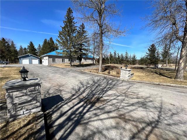 3805 Big Rideau Lake Road, House detached with 3 bedrooms, 2 bathrooms and 14 parking in Rideau Lakes ON | Image 14