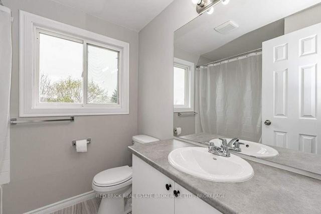 597 Willow Rd, House semidetached with 3 bedrooms, 1 bathrooms and 2 parking in Guelph ON | Image 14