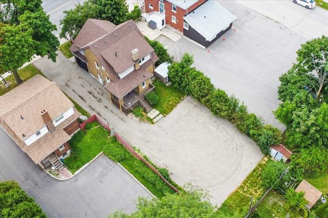 507 Brock St S, House detached with 3 bedrooms, 3 bathrooms and 3 parking in Whitby ON | Image 35