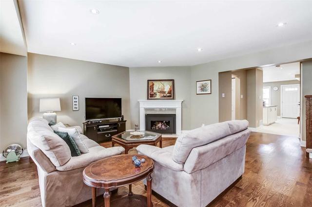 42 Stornwood Crt, Townhouse with 2 bedrooms, 4 bathrooms and 2 parking in Brampton ON | Image 36