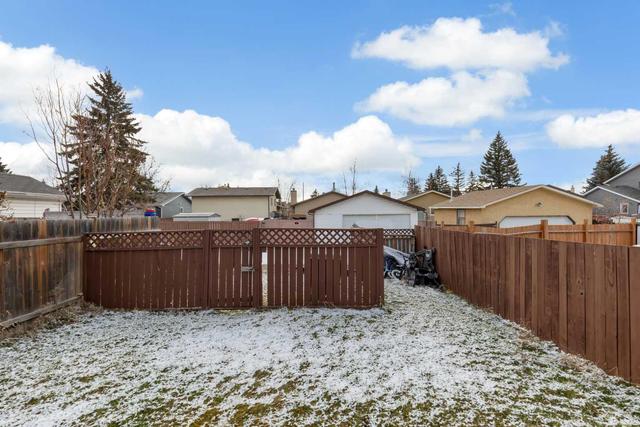 10 Falwood Crescent Ne, Home with 2 bedrooms, 1 bathrooms and 1 parking in Calgary AB | Image 34