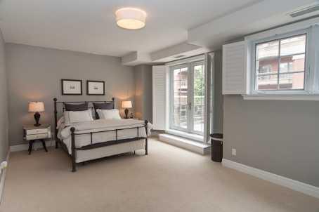 th1 - 21 Burkebrook Pl, Townhouse with 3 bedrooms, 3 bathrooms and 2 parking in Toronto ON | Image 5